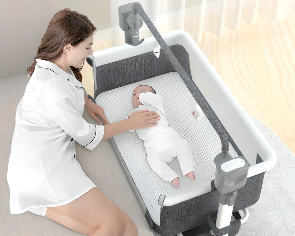 2 in 1 rocking bassinet